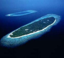 Hotels - Soneva Fushi and Six Senses Spa